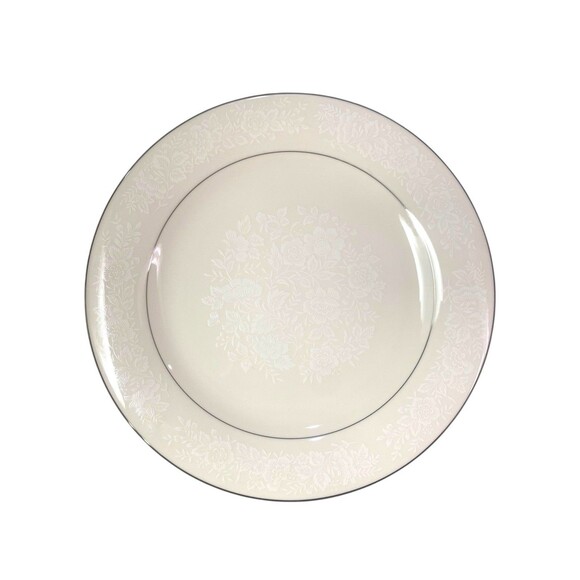 American Royalty WINTERSET Dinner Plate 1001 Very Fine Porcelain 10 7/8” - Picture 3 of 9